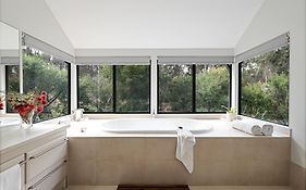 Jarrah Grove Forest Retreat - Adults Only Luxury Chalet