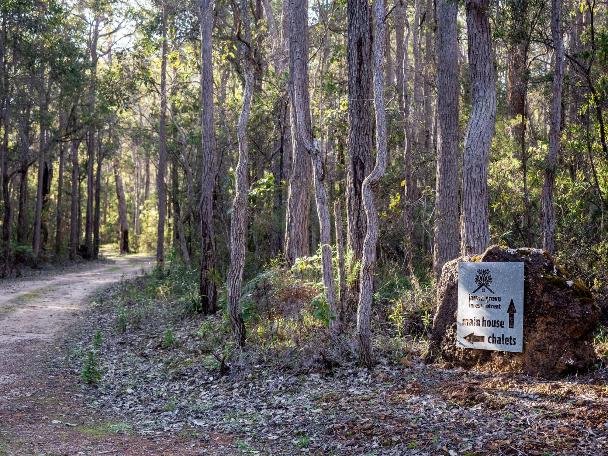 Jarrah Grove Forest Retreat - Adults Only Luxury Chalet Rosa Glen Exterior photo