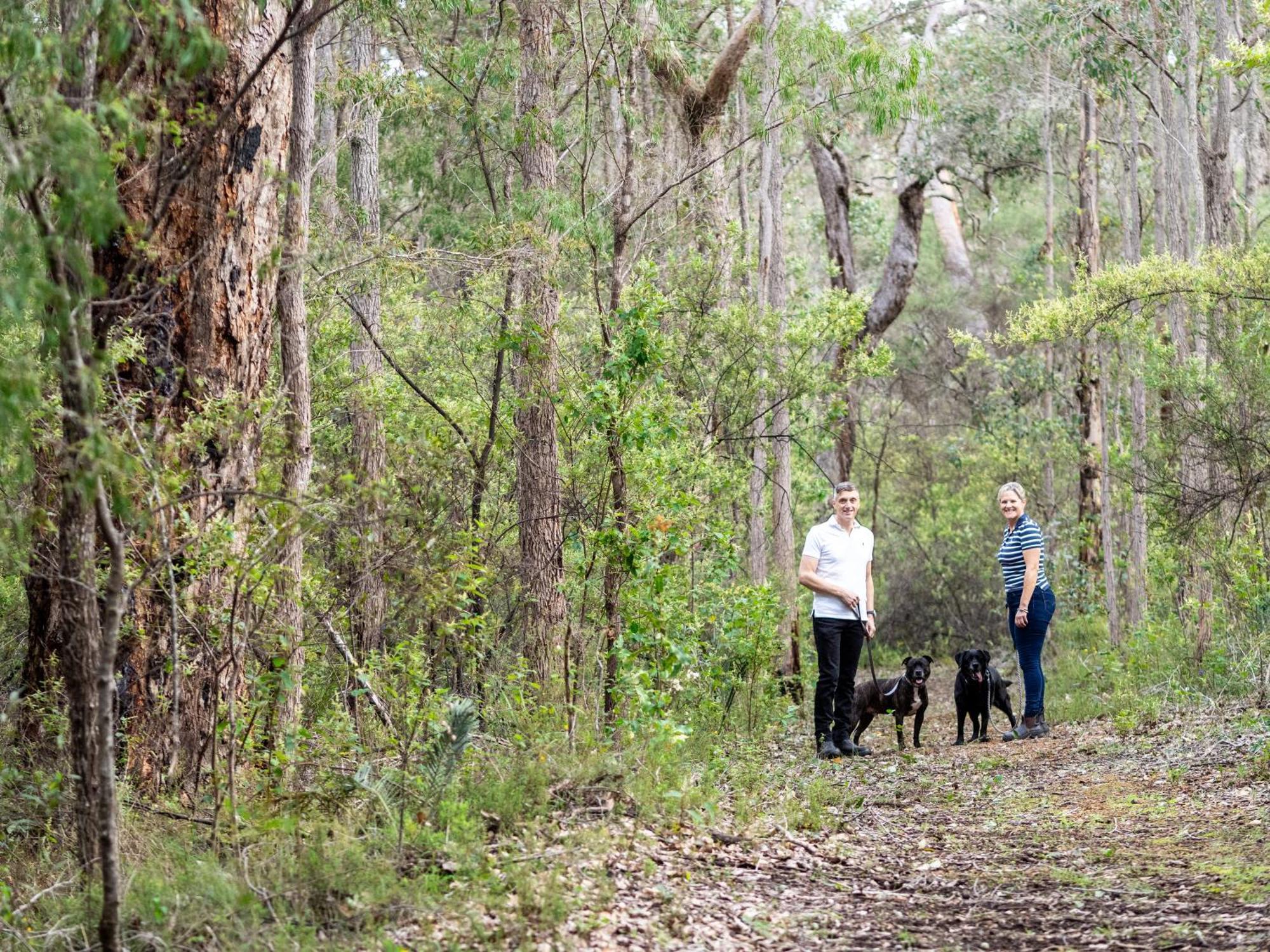 Jarrah Grove Forest Retreat - Adults Only Luxury Chalet Rosa Glen Exterior photo