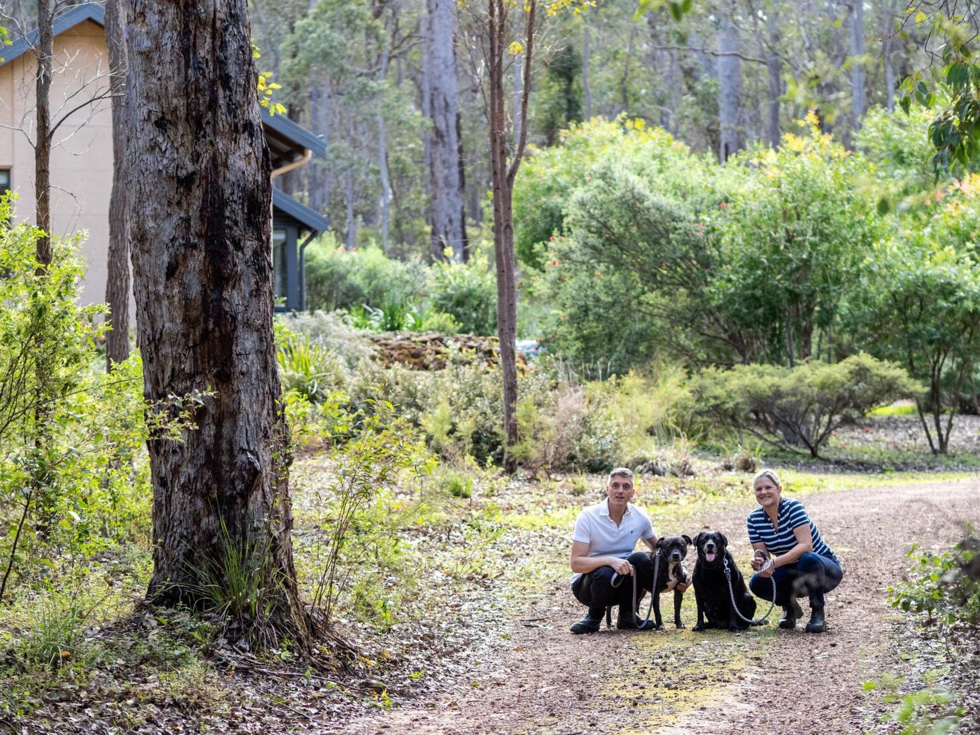 Jarrah Grove Forest Retreat - Adults Only Luxury Chalet Rosa Glen Exterior photo