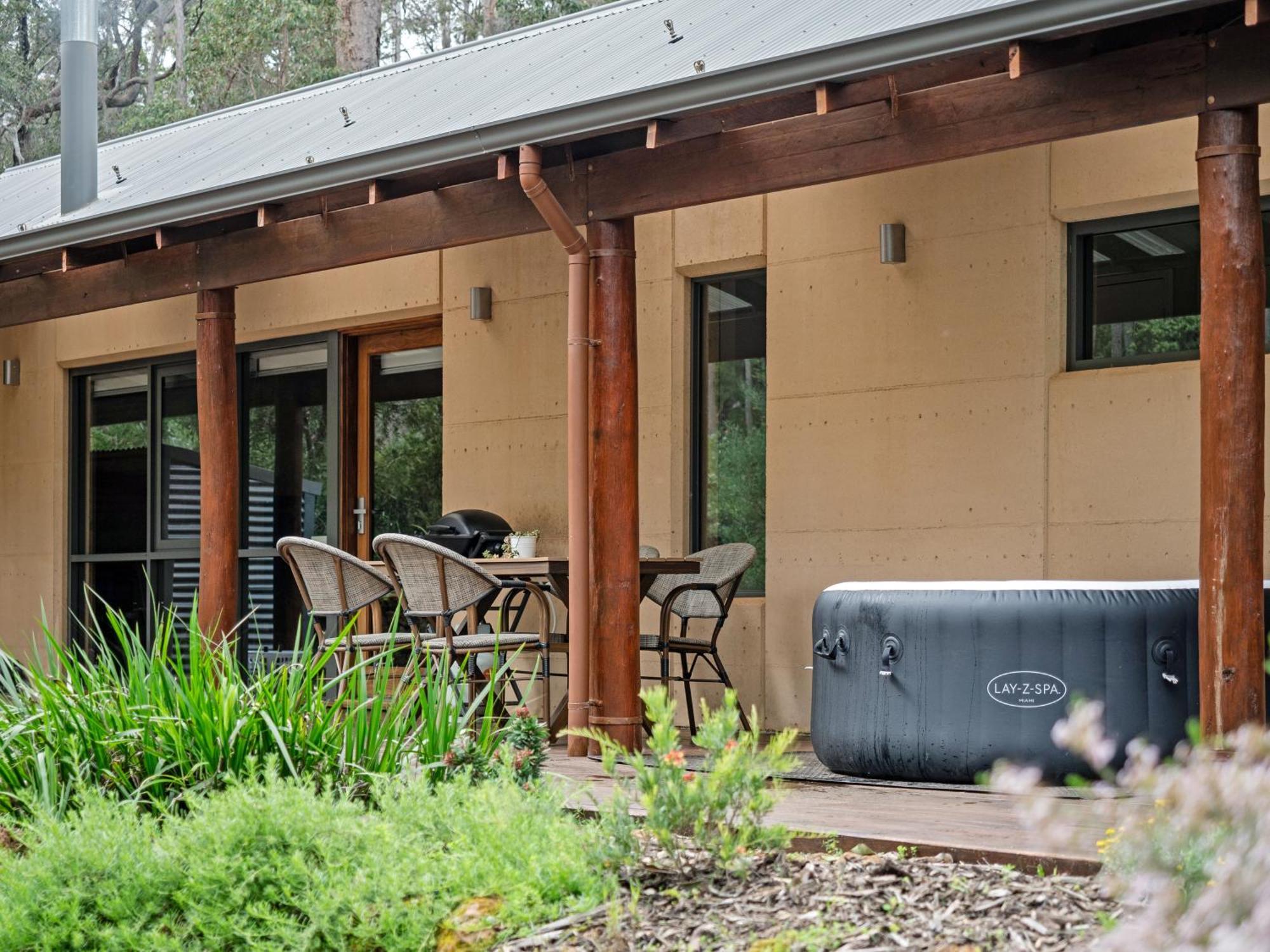 Jarrah Grove Forest Retreat - Adults Only Luxury Chalet Rosa Glen Exterior photo