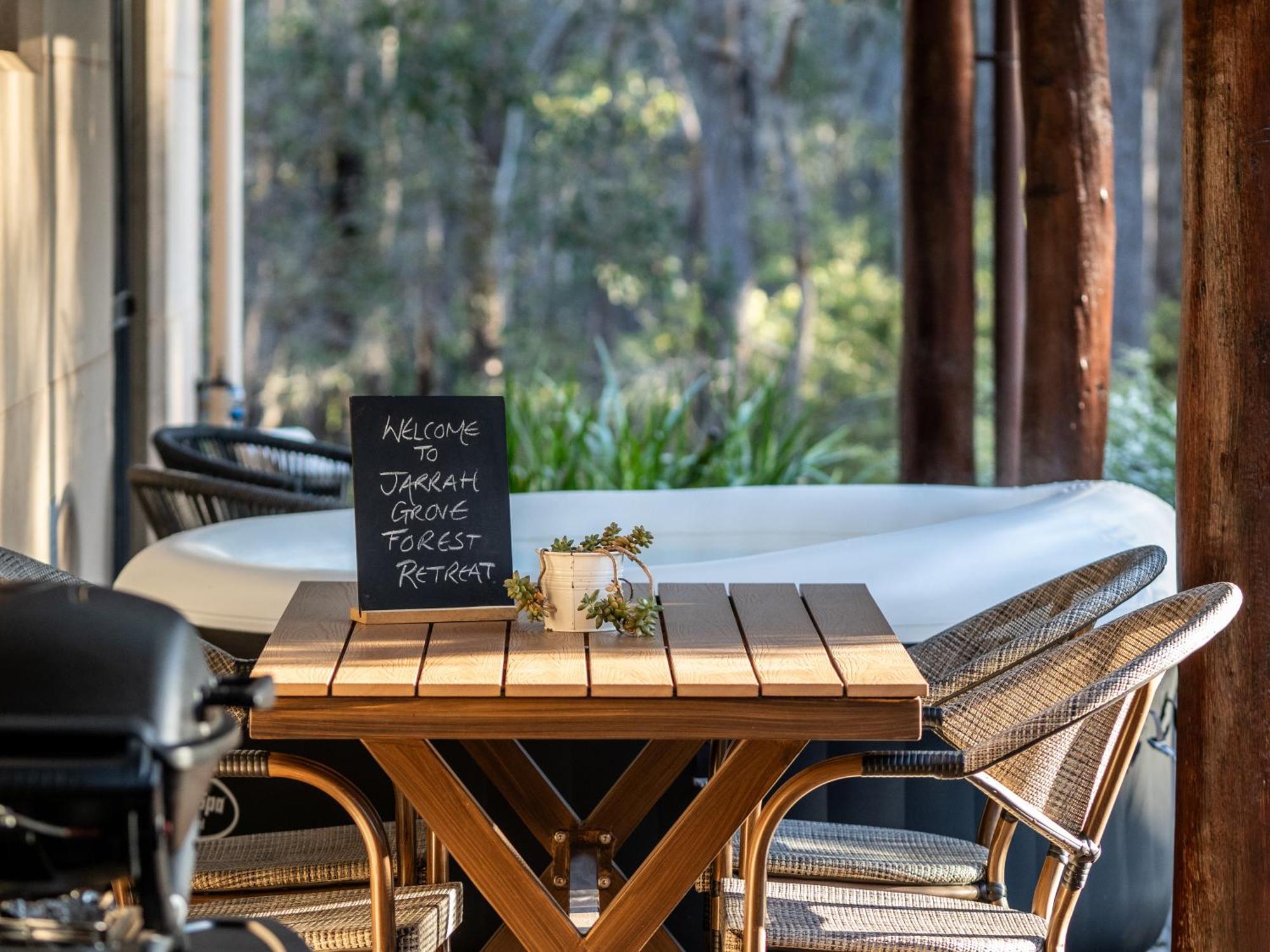 Jarrah Grove Forest Retreat - Adults Only Luxury Chalet Rosa Glen Exterior photo