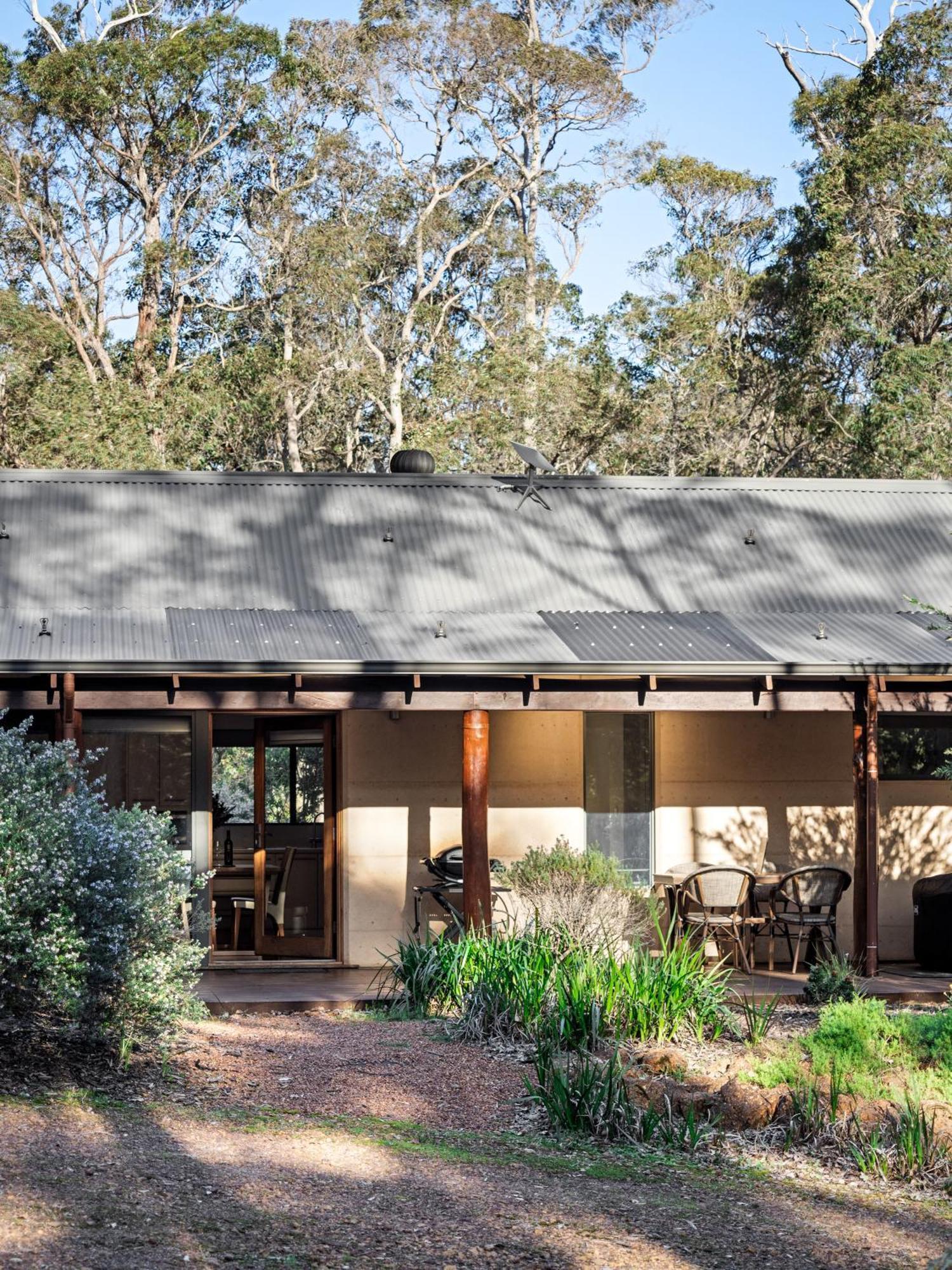 Jarrah Grove Forest Retreat - Adults Only Luxury Chalet Rosa Glen Exterior photo